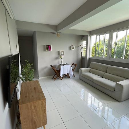 Appartement Lalau Avec Vue Sur La Mer Et Piscine Schoelcher Exterior photo